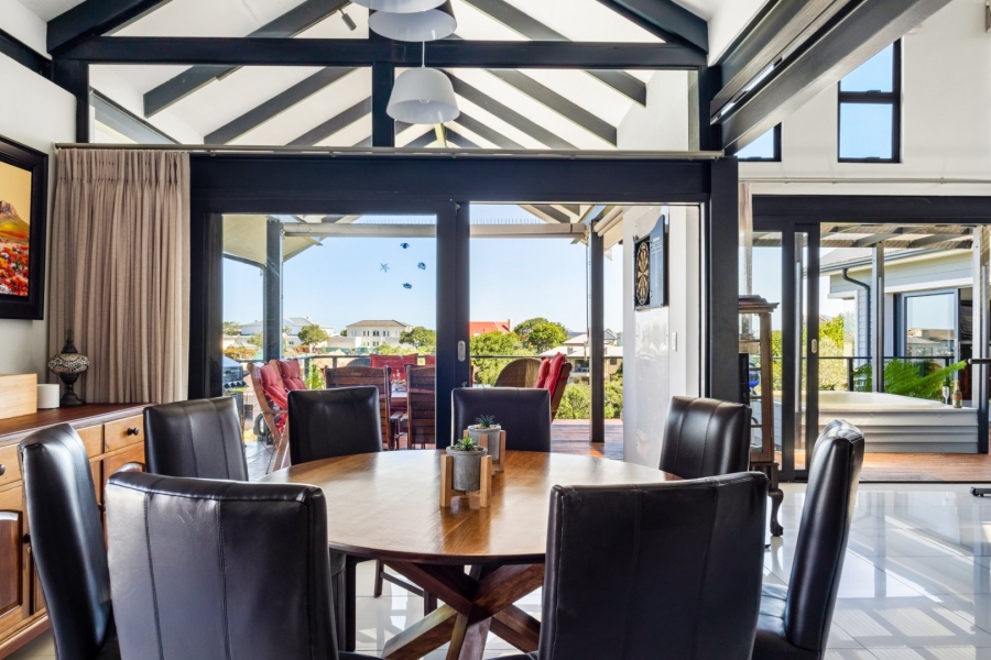 3 Bedroom Property for Sale in Pezula Golf Estate Western Cape